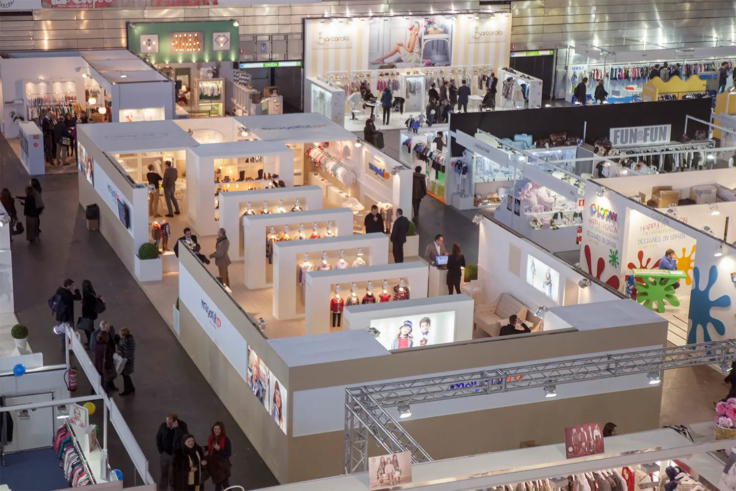 Sustainable materials in stands