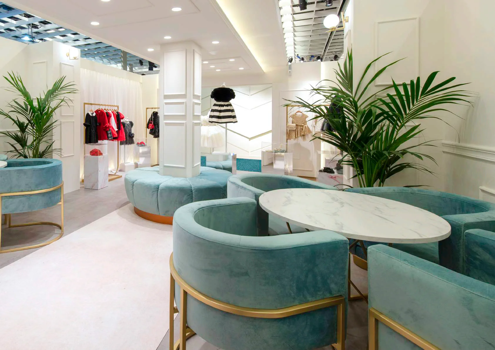 Sustainable materials for stands